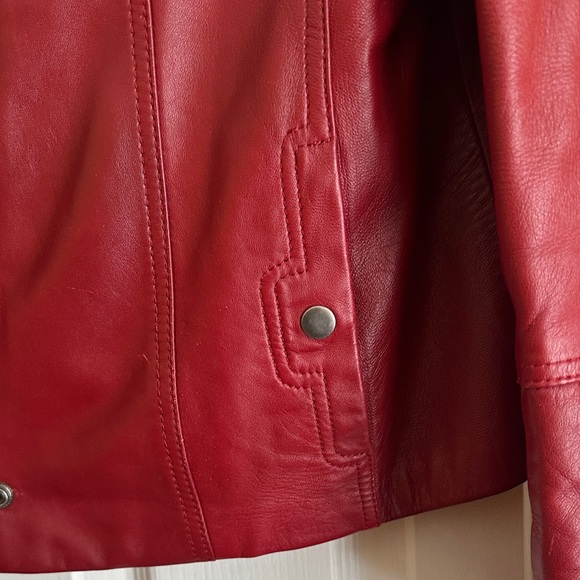 Danier Burgundy Leather Jacket - Picture 4 of 5
